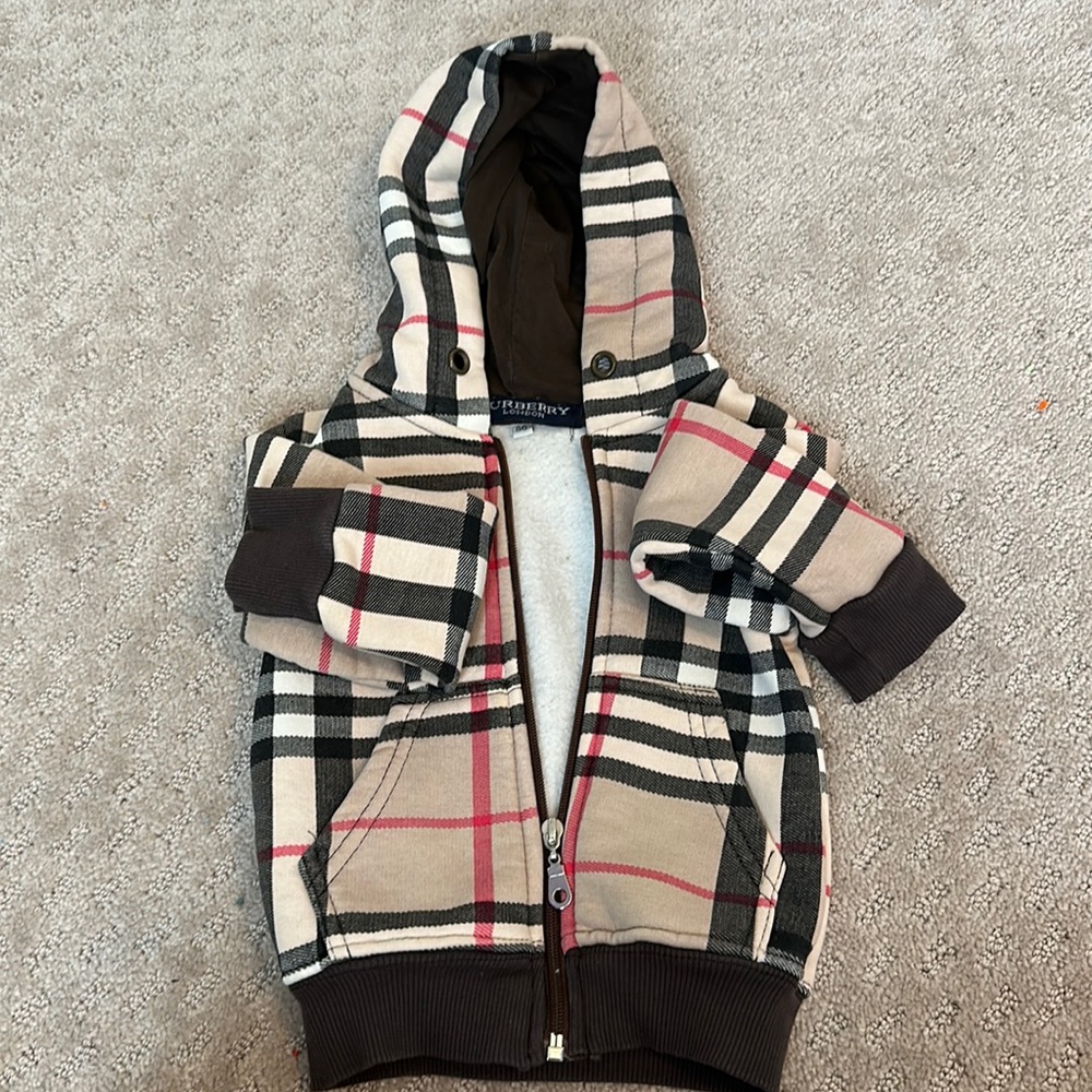 Toddler Burberry jacket size 3t
